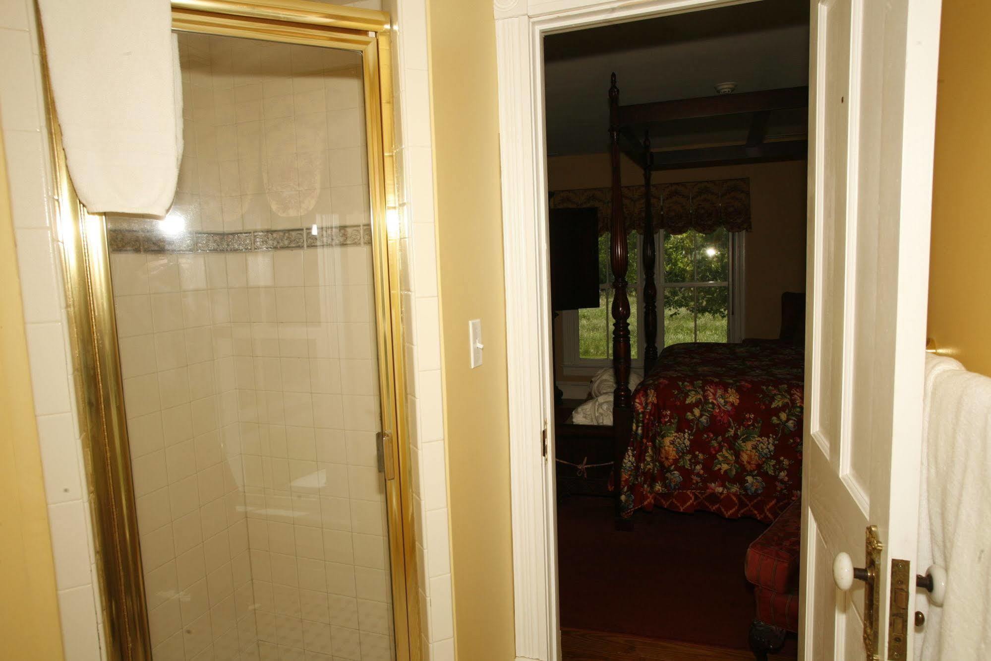 George Brooks House 3* St. Michaels