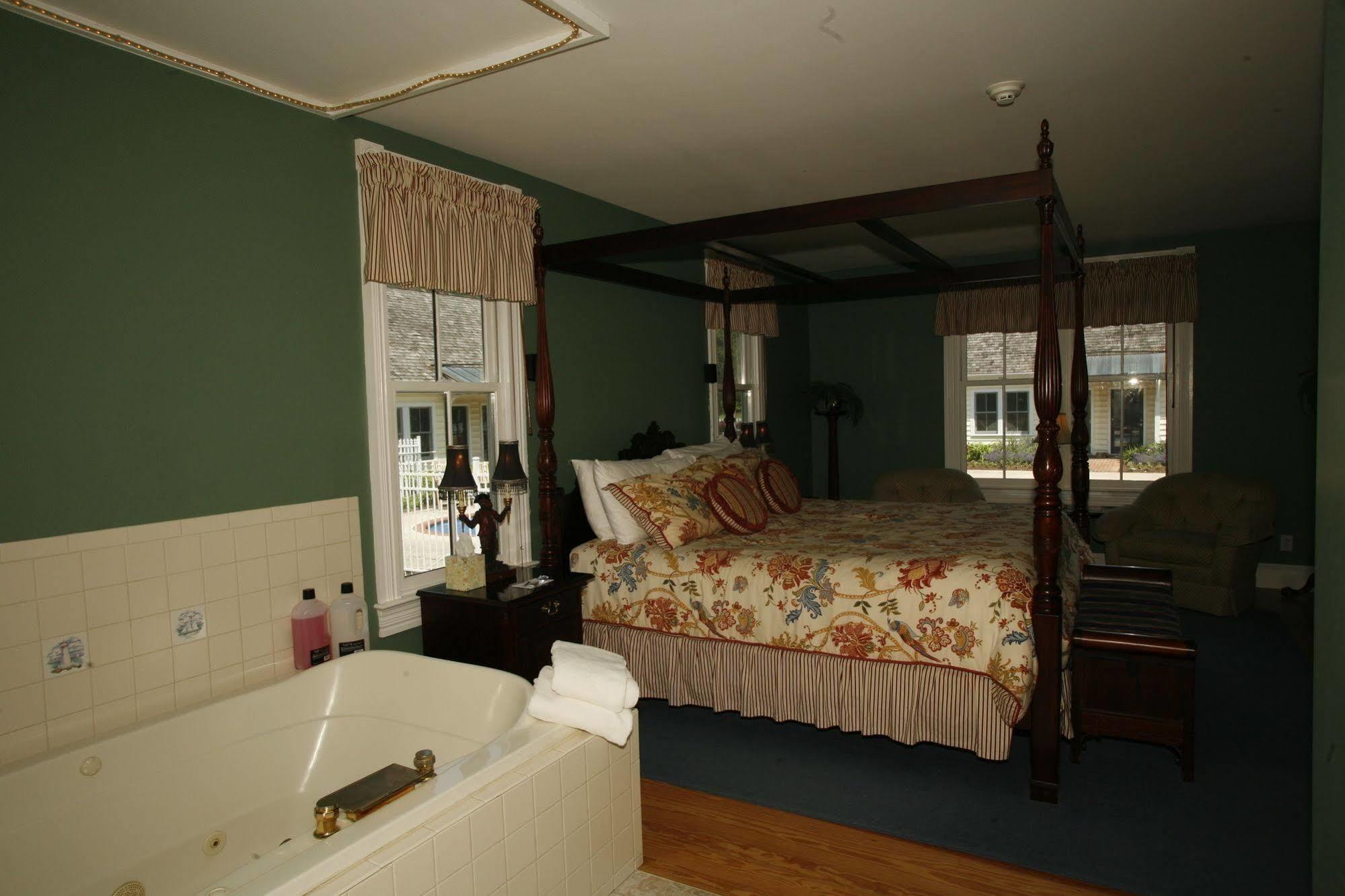 Bed & Breakfast George Brooks House