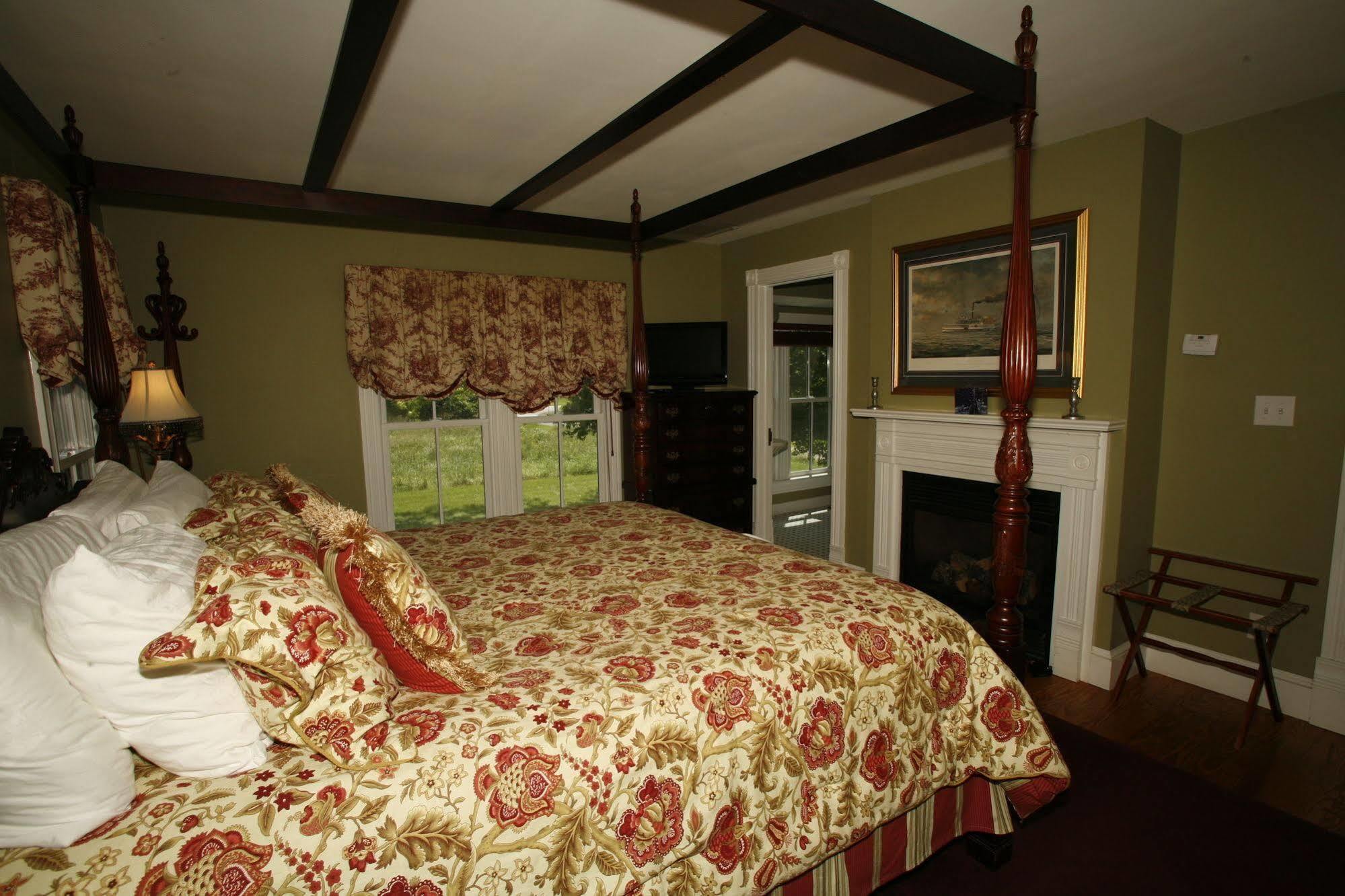 Bed and breakfast George Brooks House