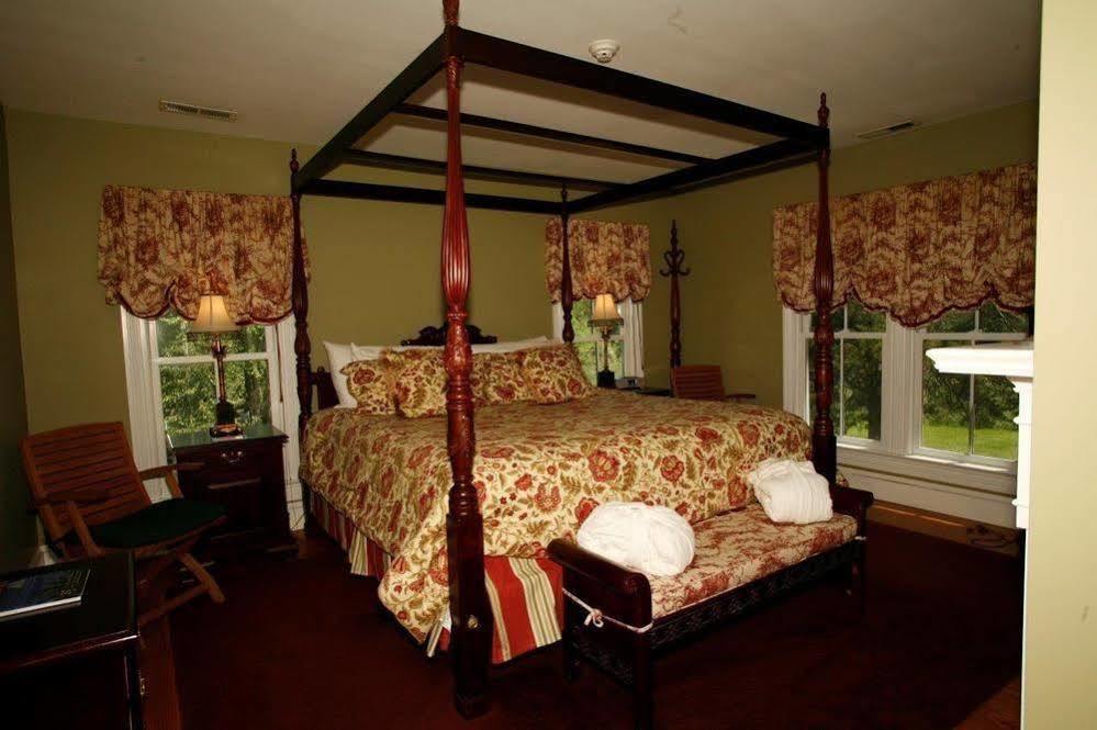 George Brooks House 3*